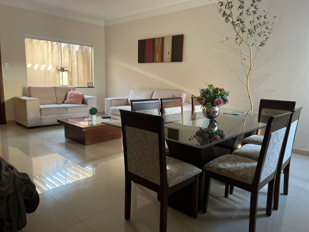 Casa - Venda - Jardim do Éden - Franca - SP