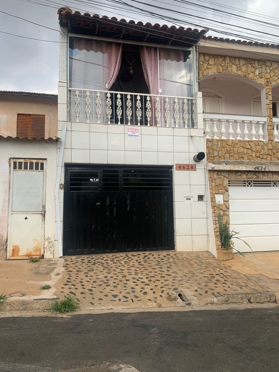 Sobrado - Venda - Parque dos Pinhais - Franca - SP