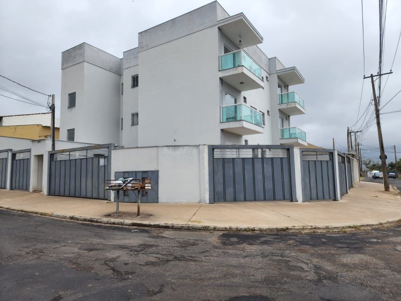 Apartamento - Venda - Prolongamento Jardim Ângela Rosa - Franca - SP