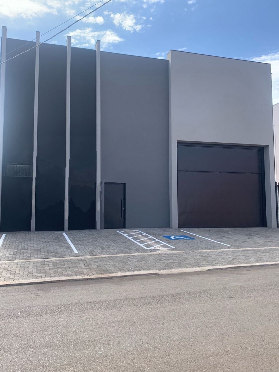 Barraco - Aluguel - Polo Industrial Abilio Nogueira - Franca - SP
