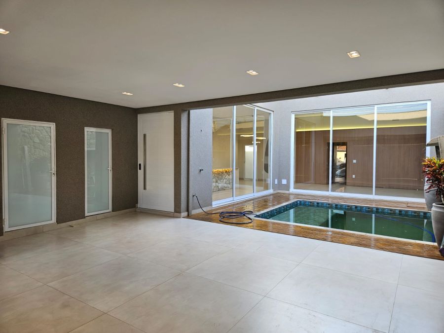 Casa Alto Padrão - Venda - Prolongamento Jardim Doutor Antônio Petráglia - Franca - SP