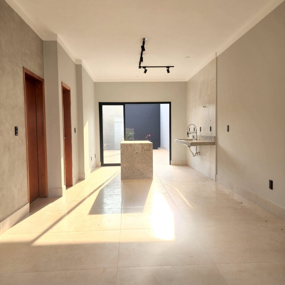 Sobrado - Venda - Residencial Irineu Zanetti - Franca - SP