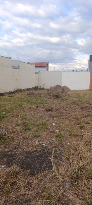Terreno - Venda - Residencial Irineu Zanetti - Franca - SP