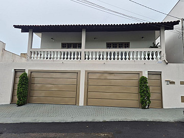 Sobrado � Venda