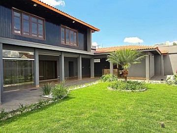 Sobrado � Venda